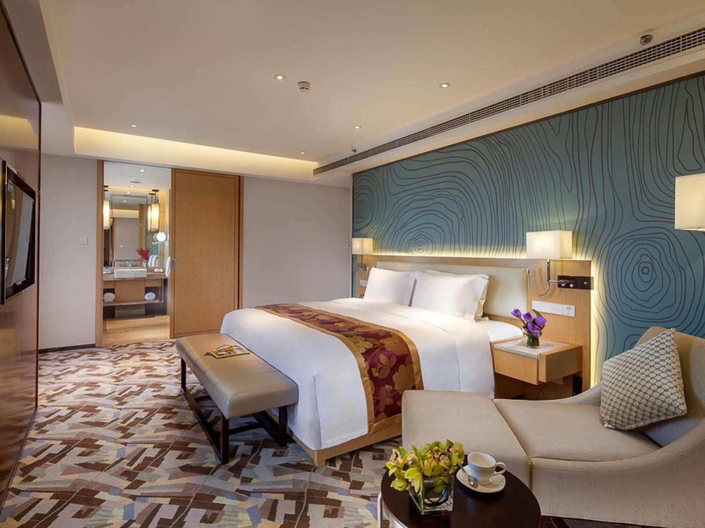 Ln Dongfang Hotel Financial Center, ฝอซาน ภายนอก รูปภาพ